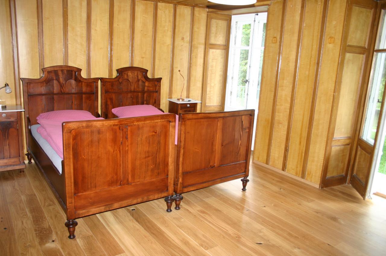 Hotel De La Truite Champ-du-Moulin Екстериор снимка